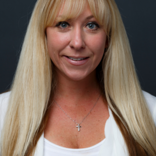 Kelly Pink - Inszone Insurance Personal Lines Team Lead
