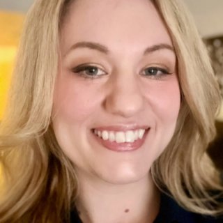 Holly Nelson - Inszone Insurance Senior Commercial Lines Account Manager